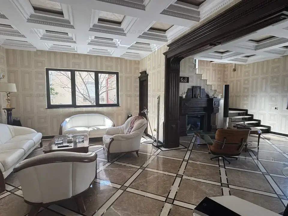 Apartament 7 camere Lux | Duplex in Vila + Curte I Zona Parcul Carol