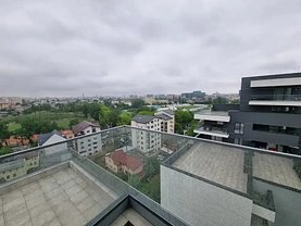 Apartament de închiriat 3 camere, în Bucureşti, zona Regie
