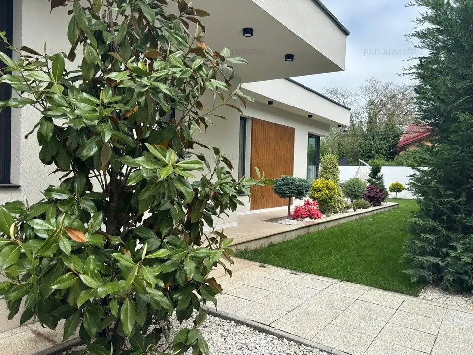 Casa 4 Camere | Adiacent Erou Iancu Nicolae | 2 Parcari | Finisaje Lux