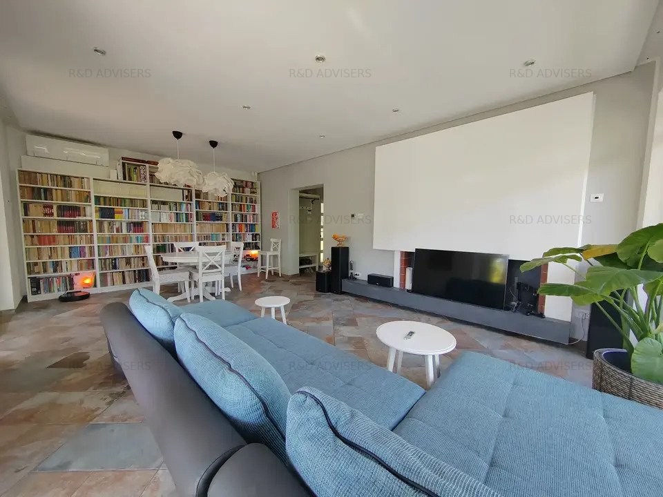 Casa Deosebita Corbeanca I Laguna Albastra