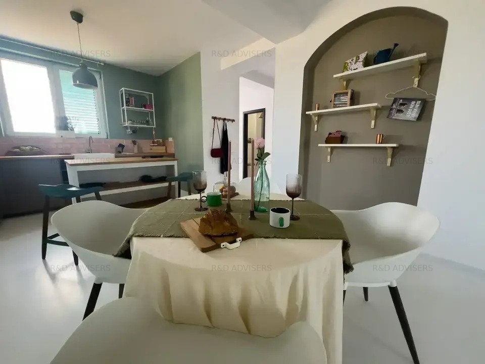 Arhitectura Mediteraneana Casa 5 Camere LUX 240 mp - Curte 450 MP