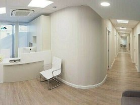 Închiriere spaţiu comercial