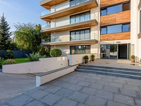 Apartament de vânzare 3 camere, în Bucureşti, zona Pipera