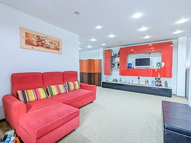 Casa de vânzare 6 camere, în Braşov, zona Astra