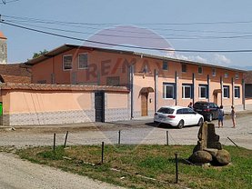 Vânzare spaţiu comercial