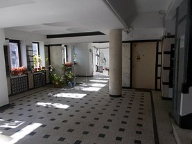 Garsonieră de vânzare, în Bucuresti, zona Victoriei