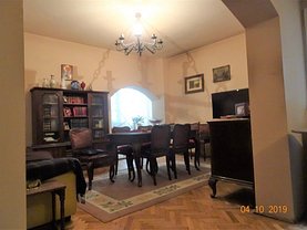 Apartament de vânzare 5 camere, în Bucureşti, zona Ştefan cel Mare