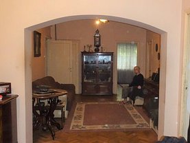 Apartament de închiriat 4 camere, în Bucureşti, zona Obor