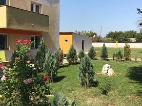 Casa 12 camere în Frumusani