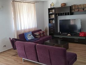 Casa de închiriat 4 camere, în 1 Decembrie