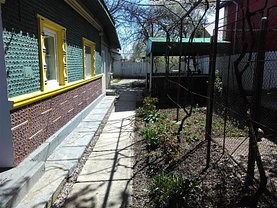 Casa de vânzare 4 camere, în Otopeni, zona Central