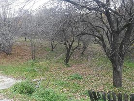 Teren constructii de vânzare, în Moroeni, zona Central