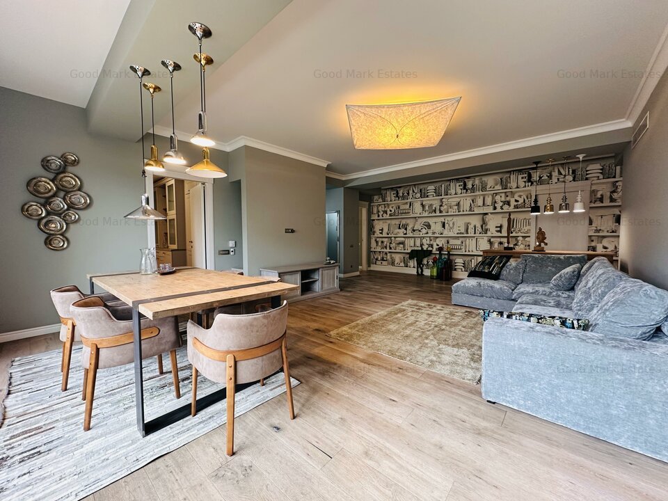 Penthouse cu 5 camere || Distributie circulara || Mobilat ||2 locuri de parcare