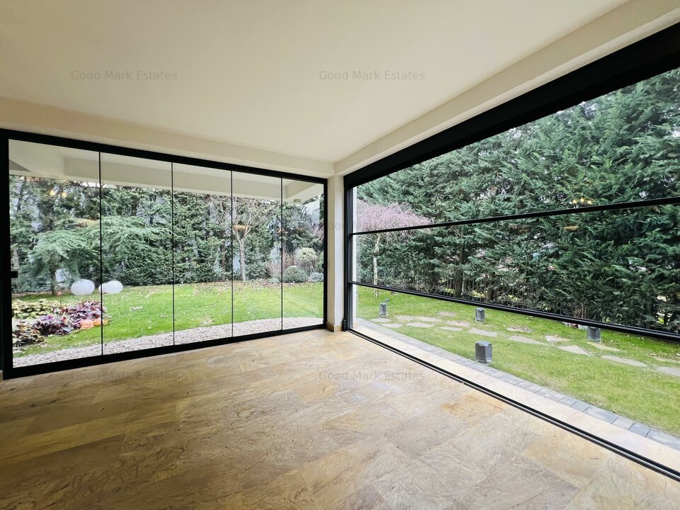 Vila Design  Iancu Nicolae || 6 Camere || Gradina