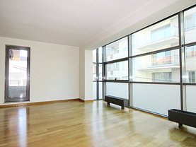 Închiriere spaţiu comercial