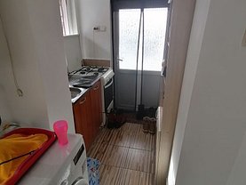 Casa de vânzare 2 camere, în Bucureşti, zona Colentina