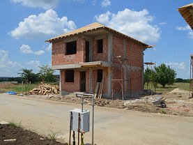 Casa de vânzare 4 camere, în Bragadiru, zona Central