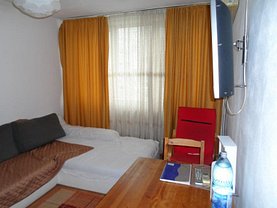 Apartament de vânzare 4 camere, în Bucureşti, zona Militari