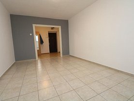 Apartament de închiriat 3 camere, în Bucureşti, zona Crângaşi