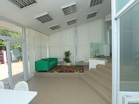 Casa de închiriat 10 camere, în Bucuresti, zona 1 Mai