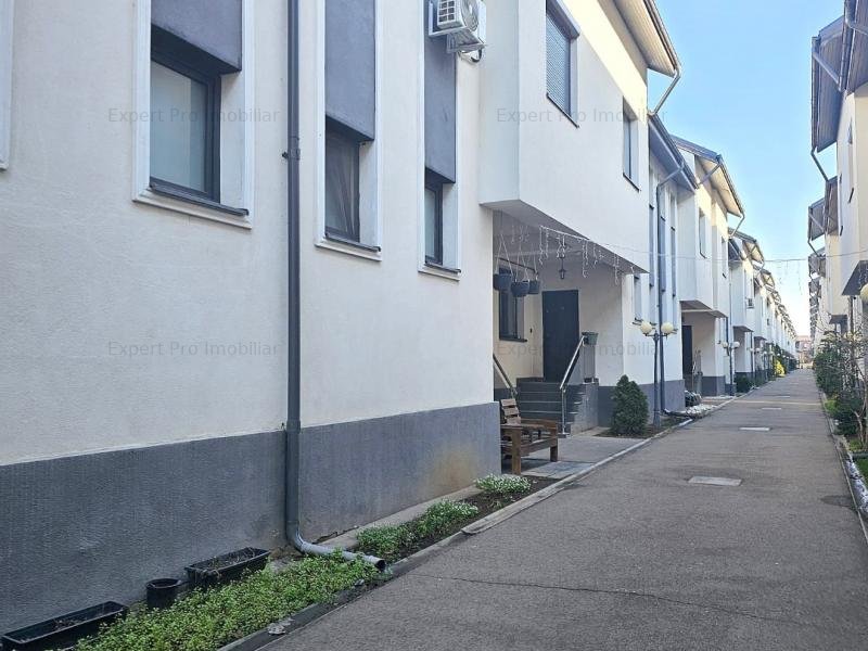 ROSU - Bacriului 4Cam P+1+Pod Libera Parcare Curte Cadastru Intabulare