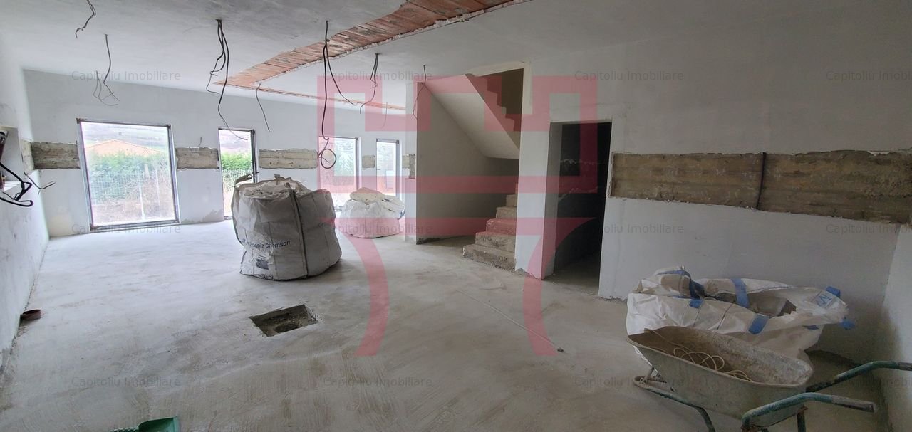 OFERTA Casa individuala cu panorama semifinisata necesita investitii