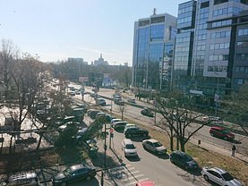 Apartament de vanzare 3 camere, în Bucuresti, zona Baneasa