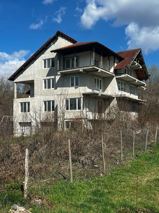 Pucioasa, Aleea Debarcaderului