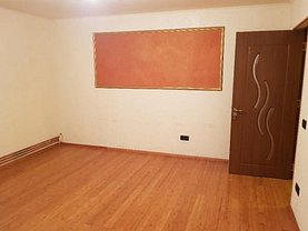 Apartament de vânzare 3 camere, în Timisoara, zona Dambovita