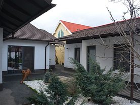 Casa de vânzare 5 camere, în Timişoara, zona Fratelia