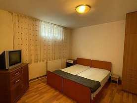 Casa de vânzare 7 camere, în Timisoara, zona Lipovei