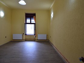 Închiriere birou