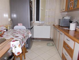 Apartament de închiriat 2 camere, în Targoviste, zona Micro 9