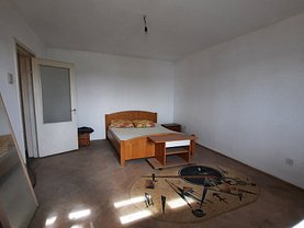 Apartament de vânzare 2 camere, în Targoviste, zona Micro 5