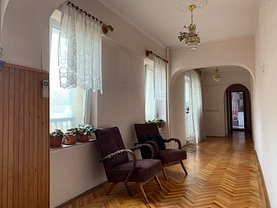Apartament de închiriat 4 camere, în Bucureşti, zona P-ţa Unirii