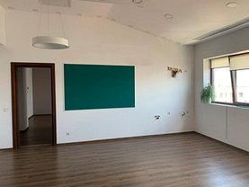 Penthouse de vânzare 3 camere, în Bucureşti, zona Herăstrău