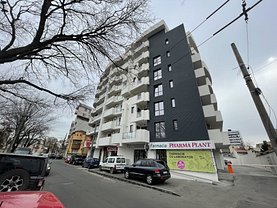 Apartament de vânzare 3 camere, în Bucureşti, zona Calea Călăraşilor