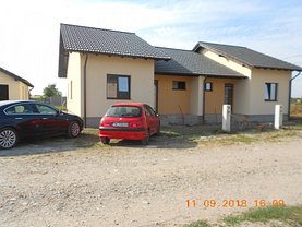 Casa de vânzare 3 camere, în Mosnita Veche