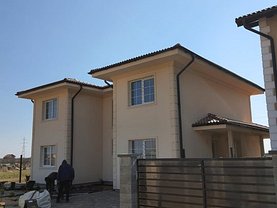 Casa de vanzare 4 camere, în Mosnita Noua