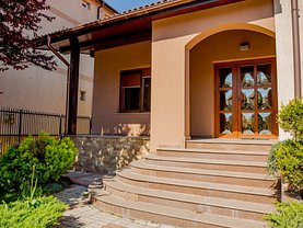 Casa de vânzare 5 camere, în Mamaia-Sat, zona Exterior Nord