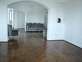 Apartament de închiriat 4 camere, în Bucuresti, zona Cismigiu