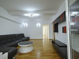 Apartament de închiriat 3 camere, în Bucureşti, zona Unirii