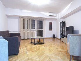 Apartament de vânzare 3 camere, în Bucureşti, zona Unirii