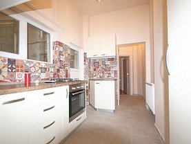 Apartament de vânzare 3 camere, în Bucuresti, zona Unirii