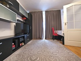 Apartament de vânzare 2 camere, în Bucureşti, zona Colentina