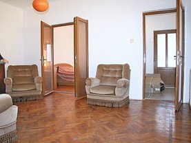 Casa de vânzare 5 camere, în Ploiesti, zona Central