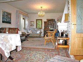 Casa de vânzare 9 camere, în Breaza, zona Ultracentral