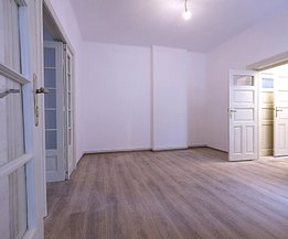 Casa de vânzare 7 camere, în Bucureşti, zona Lacul Tei