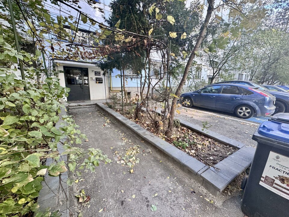 Apartament 3 camere. P. 100m fata de Omv Bld Timisoara. 350m Metrou