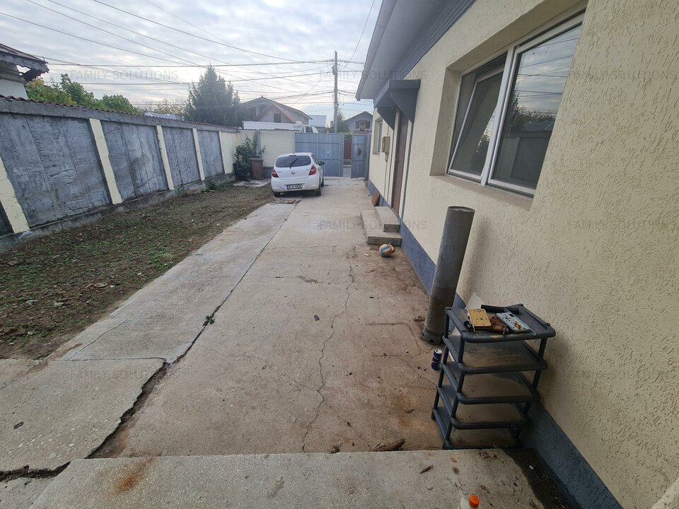 Casa pe parter,3 camere,teren 613 mp,Popesti Leordeni